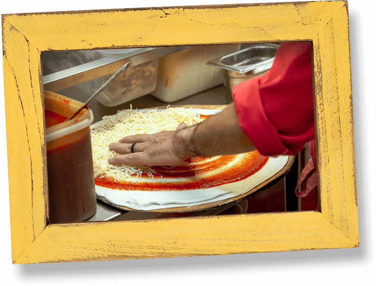 Pizza en préparation